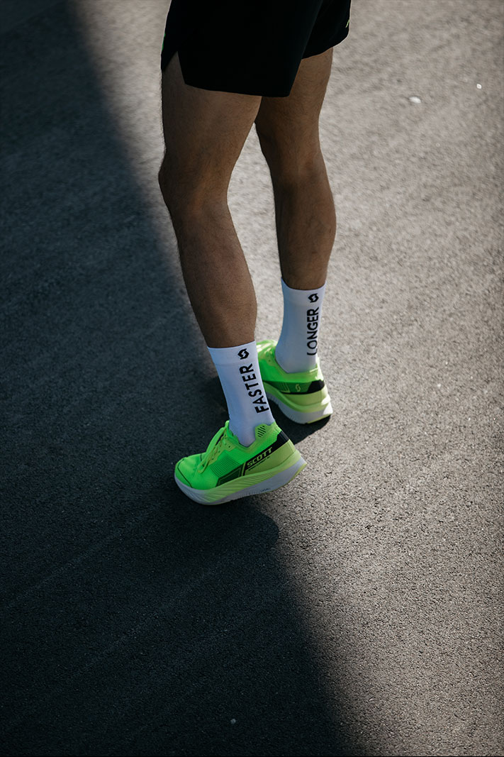 Scott Speed Carbon RC Shoes action picture
